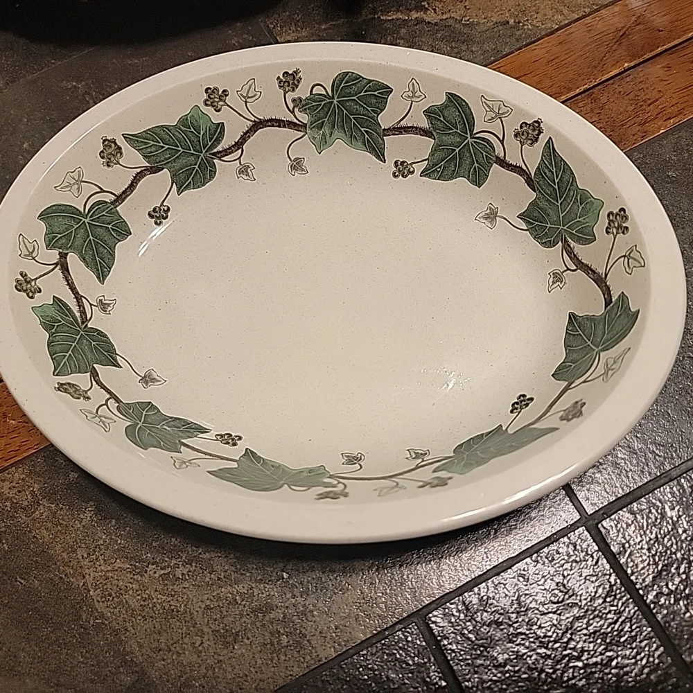Wedgwood Napoleon Ivy Green 9